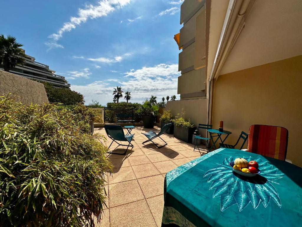 T2 en front de mer, piscine, parking - 3 pers. - FR-1-794-176 - 1