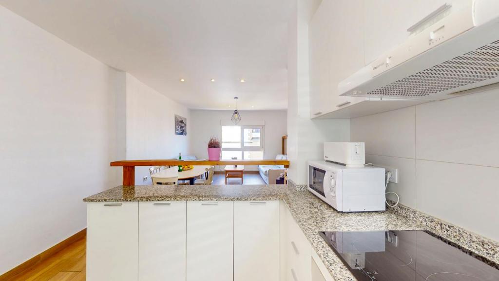 Apartamento Asun en Dénia, Ideal para grupos de hasta 6 personas en el centro de la ciudad by Family Homes Rentals - 5