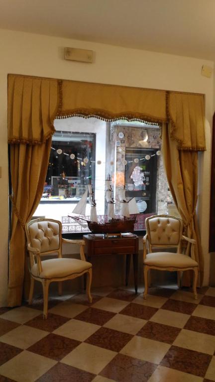 Albergo Casa Peron, Benátky