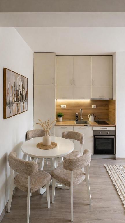 Modern Apartment Near the Beach - Budva - 2