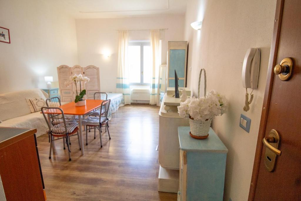 Giulia's Home City Center - 3