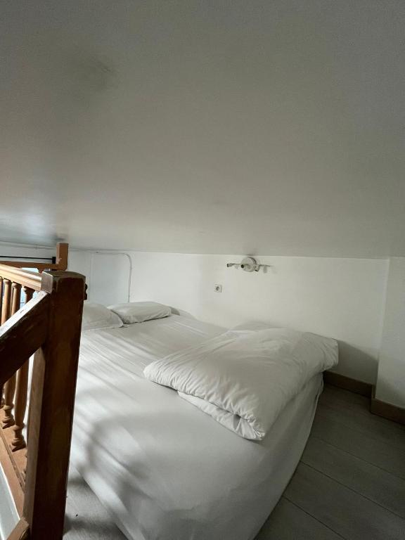Charmant studio pour 2 - Le Marais - 2
