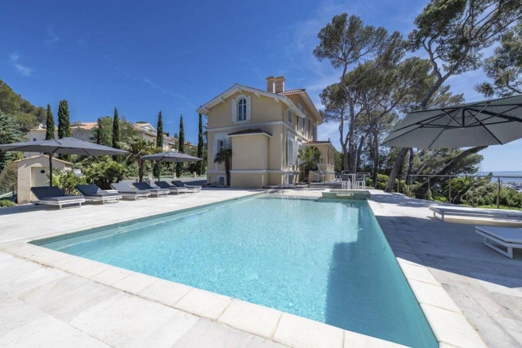 Villa les Romarins au port de Santa Lucia by Sea View Property Rental - 2