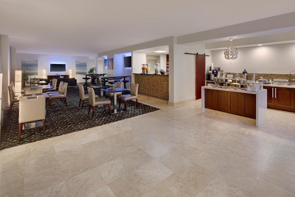 Bar/lounge