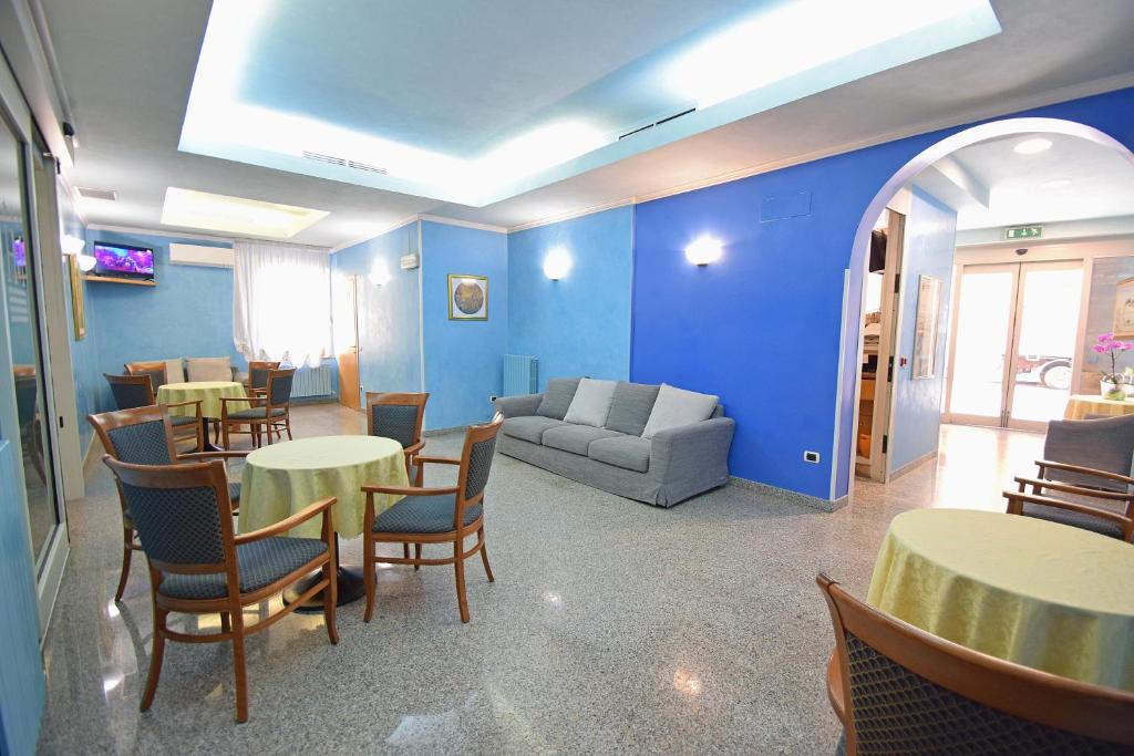 Hotel Mario - 5