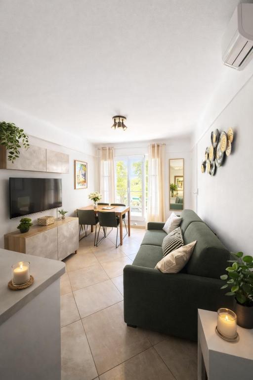 Apartment with sea view on Port de Sanary - 1