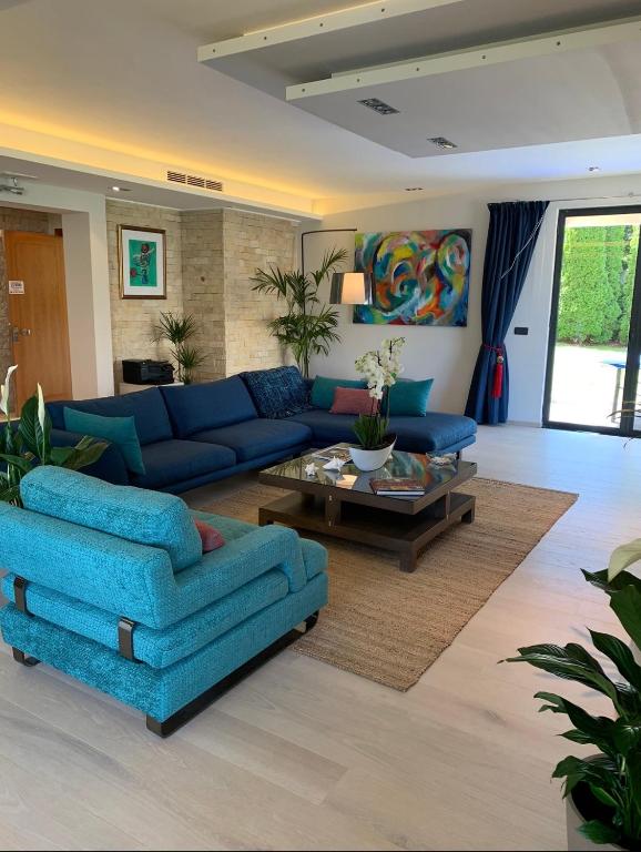 Cap d'Antibes Luxury Family Villa - 1