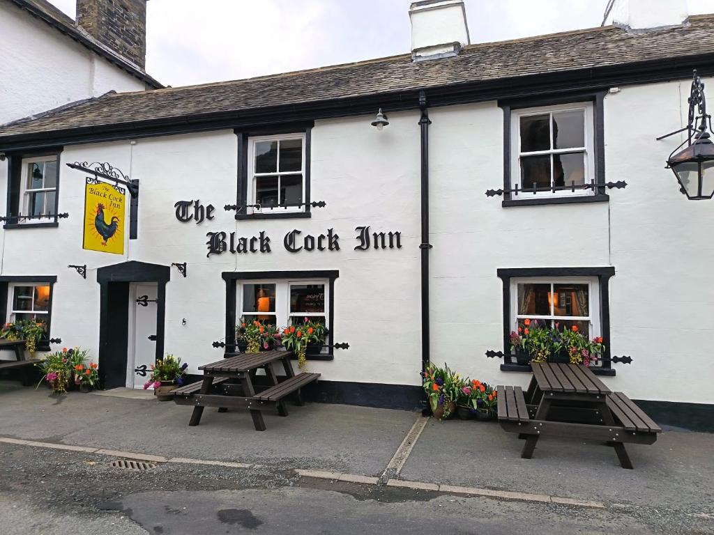 The Black Cockerel Inn - dog-friendly pub with rooms in Broughton in Furness, Lake District