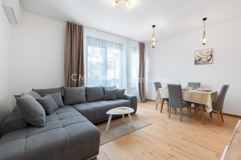 Orchid Haven 2bd Apartment in Becici - 1