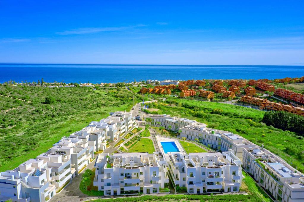 3015 Luxury Serenity Views Apartment in Estepona - 2