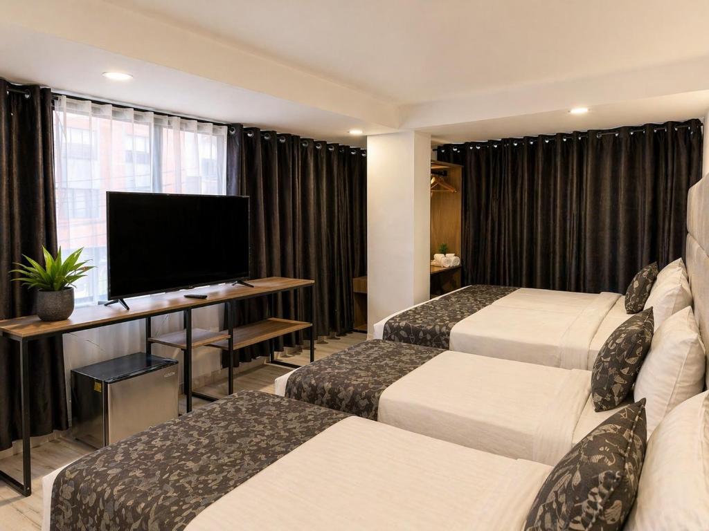 Aw Hotel Embassy Corner - Corferias, Embajada EEUU & Vive Claro - 1