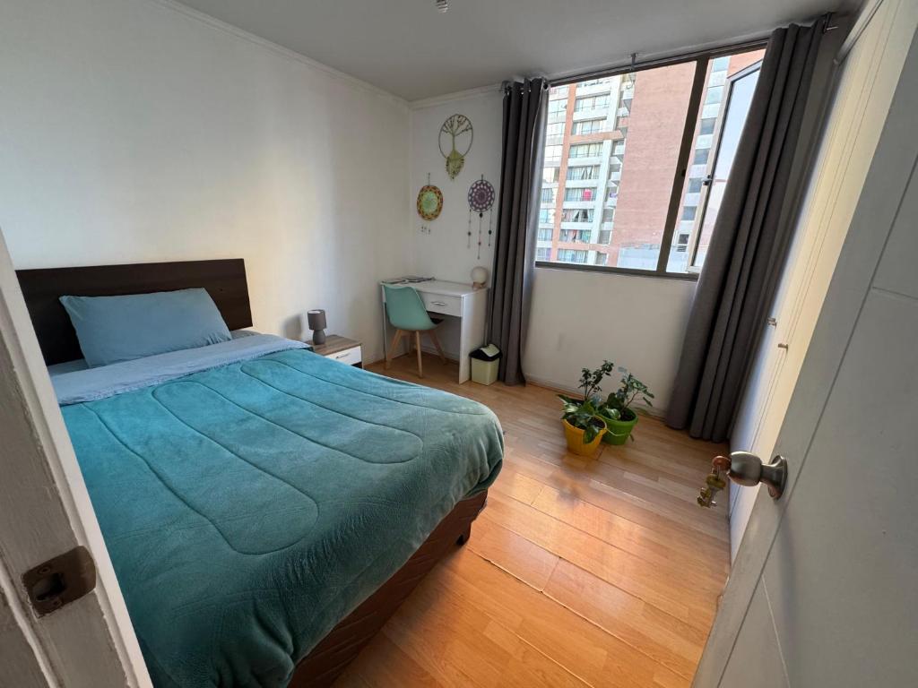 Private room with private bathroom in the Heart of Santiago - 3