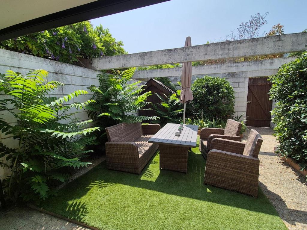 Villa Lempicka - jolie maison, jardin, parking privé - 3