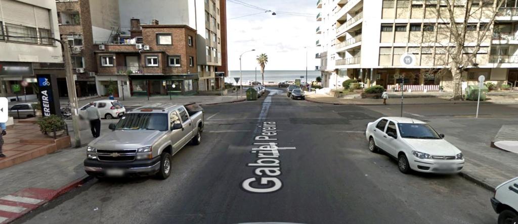Monoambiente moderno en Pocitos a pasos de la Rambla - 2