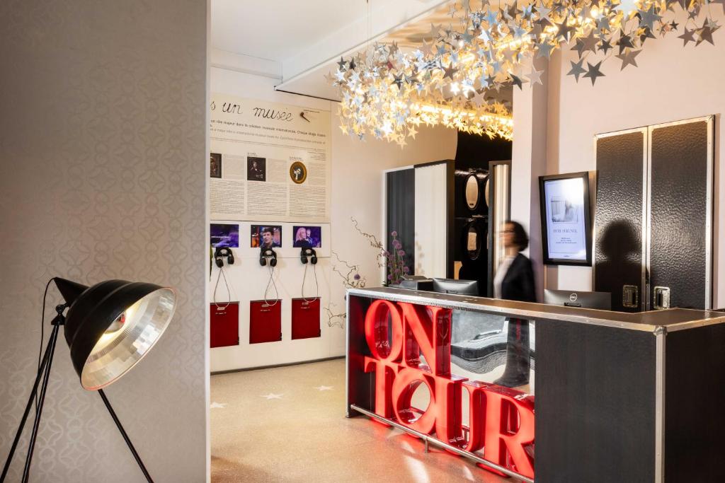 Lobby