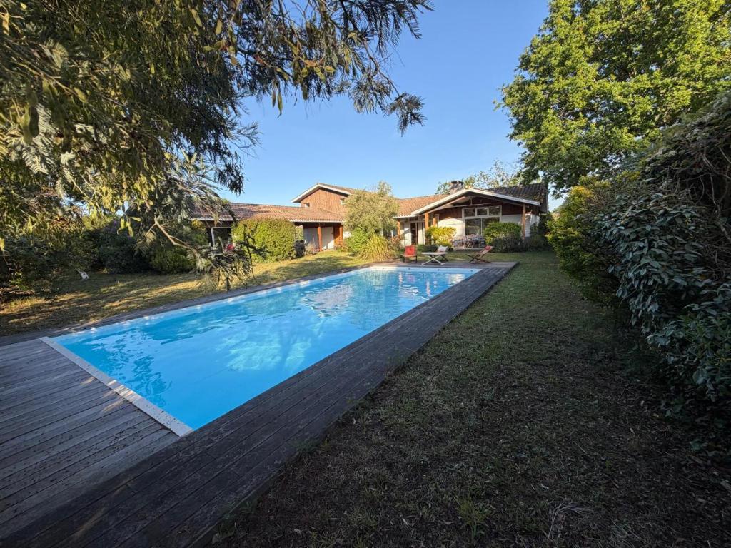Villa Hortensia Pool AND Tranquility in Andernos Bassin - 3