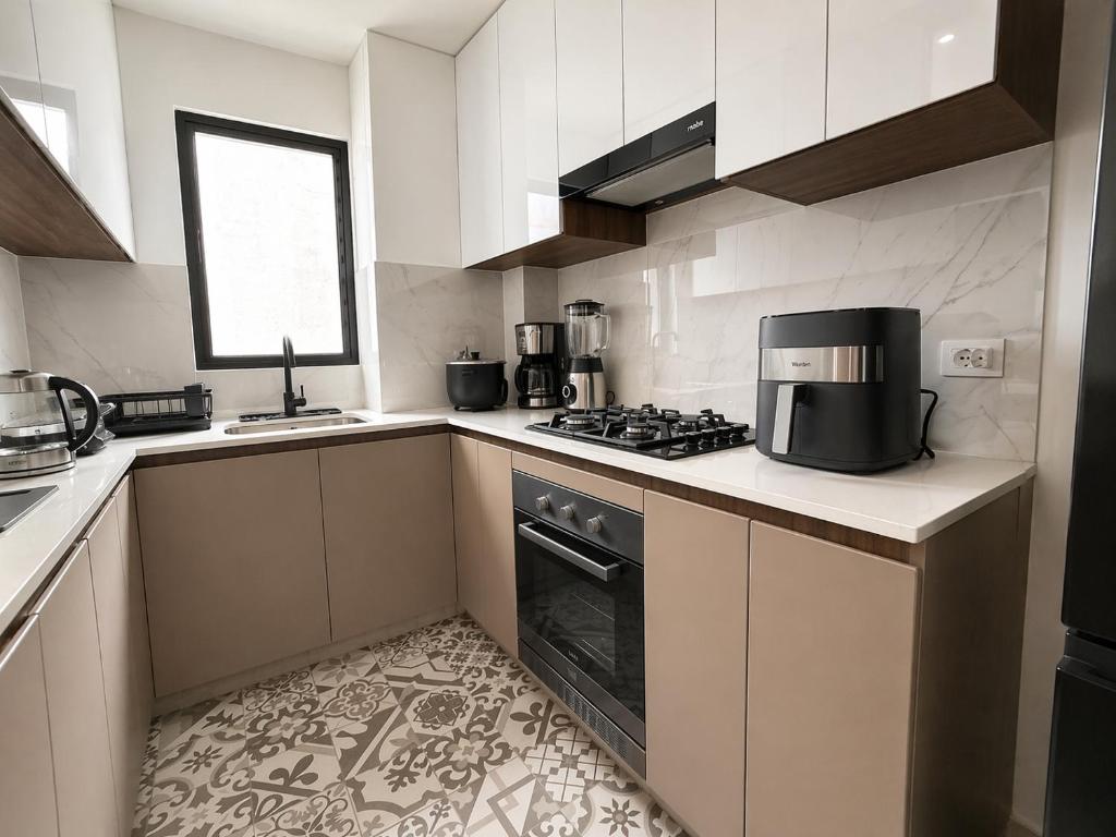 Elegant Apartment with Modern Design - 3