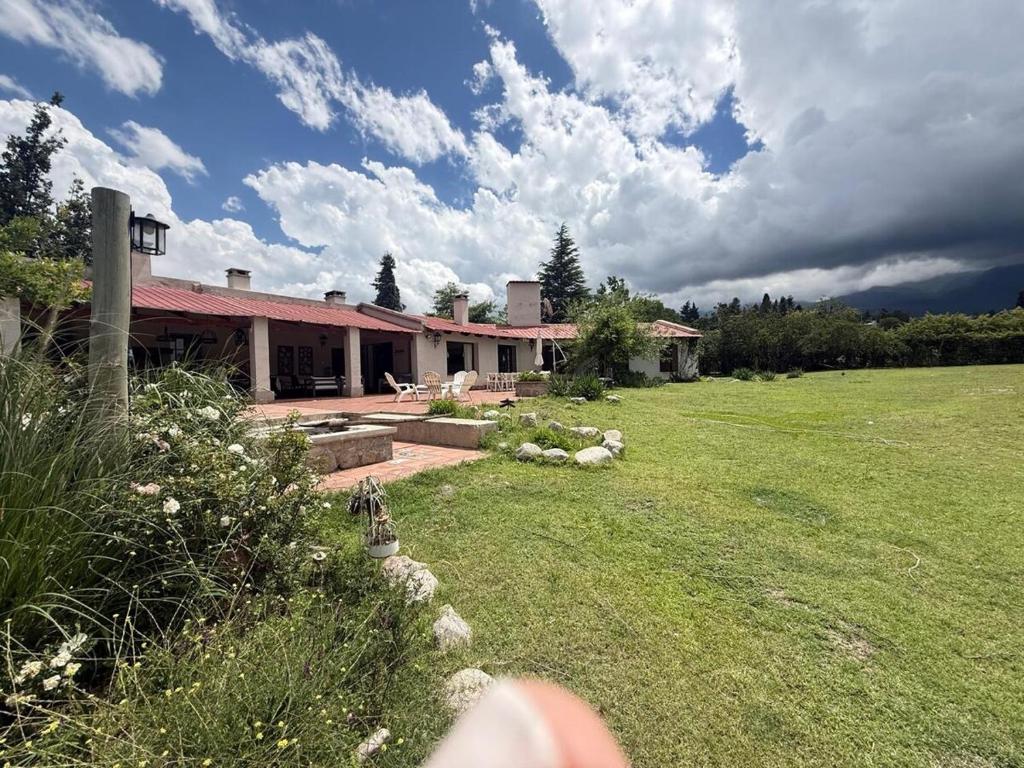 Alquilo casa en Tafi del Valle - 1