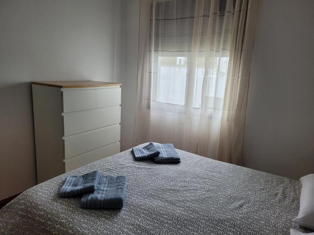 Ático luminoso con terraza privada - 4