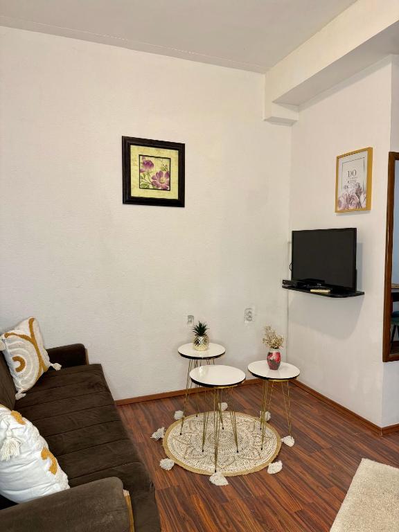 Cozy Apartment - Near Old Town & Main Promenade - 3