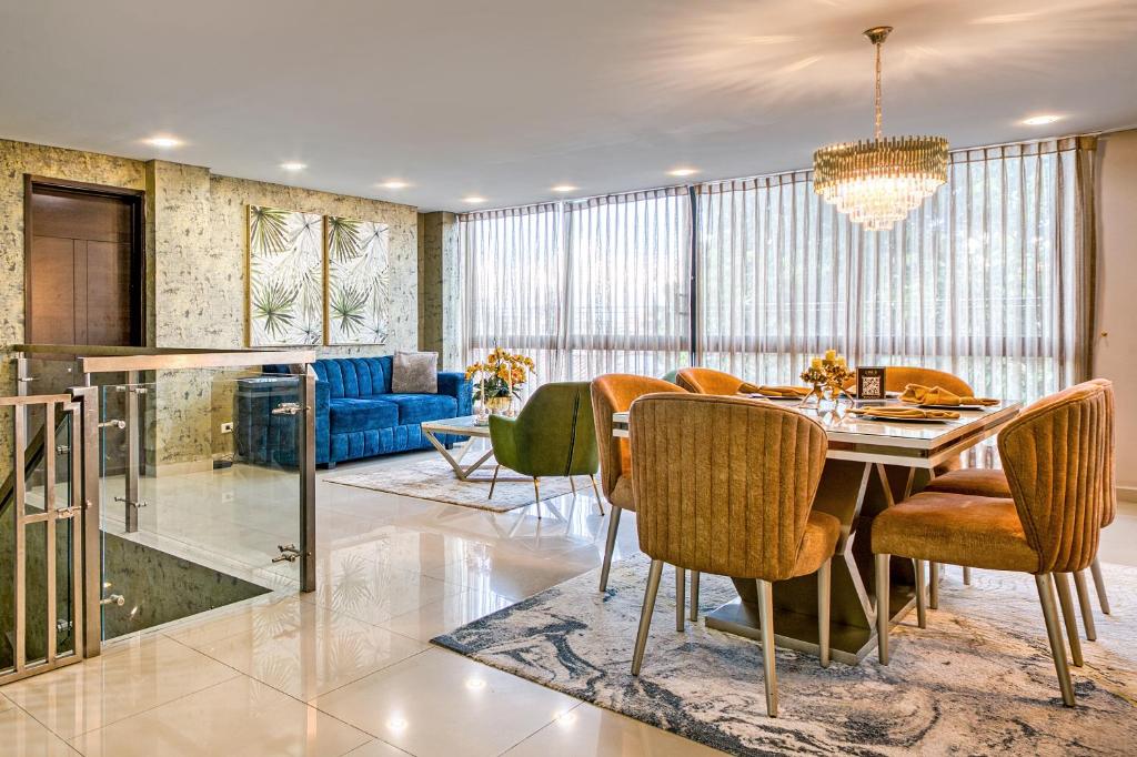 Apartamento amplio y de lujo en el Oeste - 1