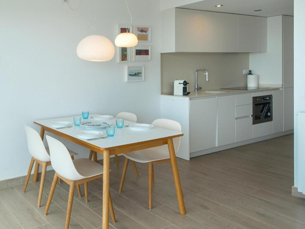 Piso Elena – Primera Línea con vistas espectaculares – 4/5 personas - ES-360-8 - 4