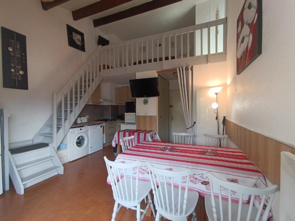Appartement duplex avec parking sécurisé - 5 pers. - FR-1-776-155 - 3