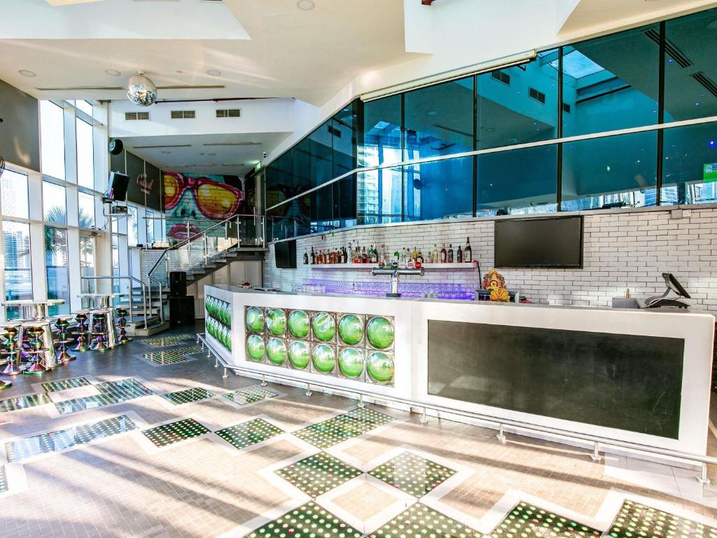 Bar/lounge