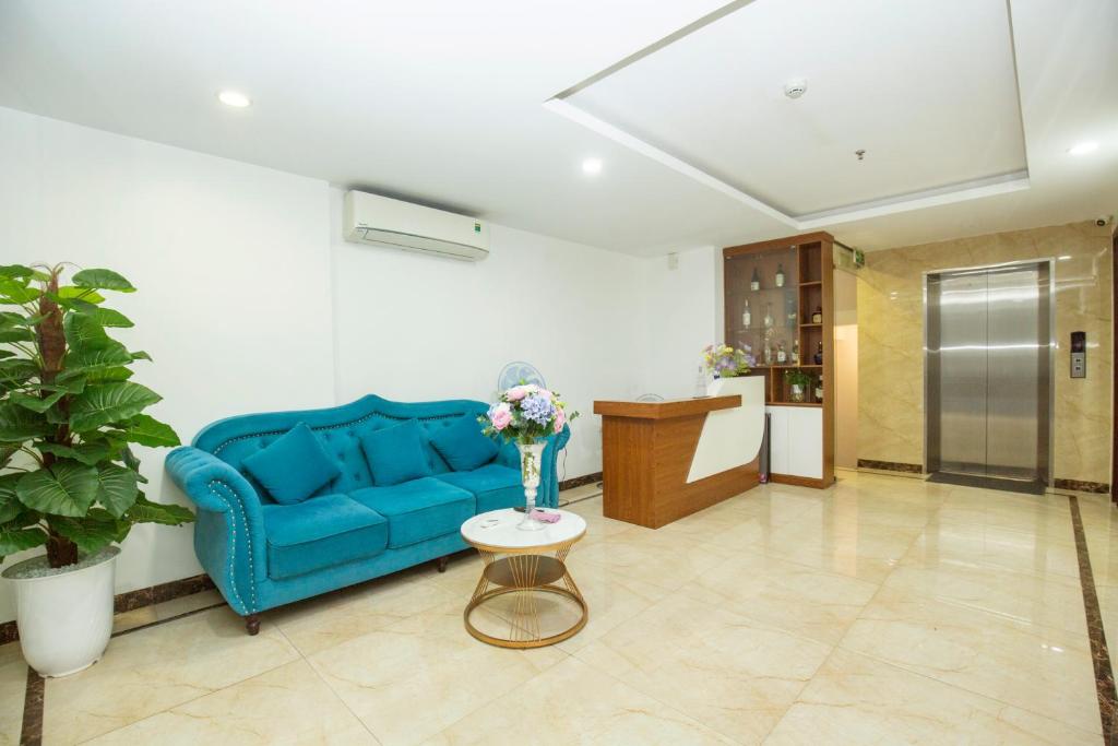 Sumitomo 3 Apartment for Japanese at 535 Kim Ma