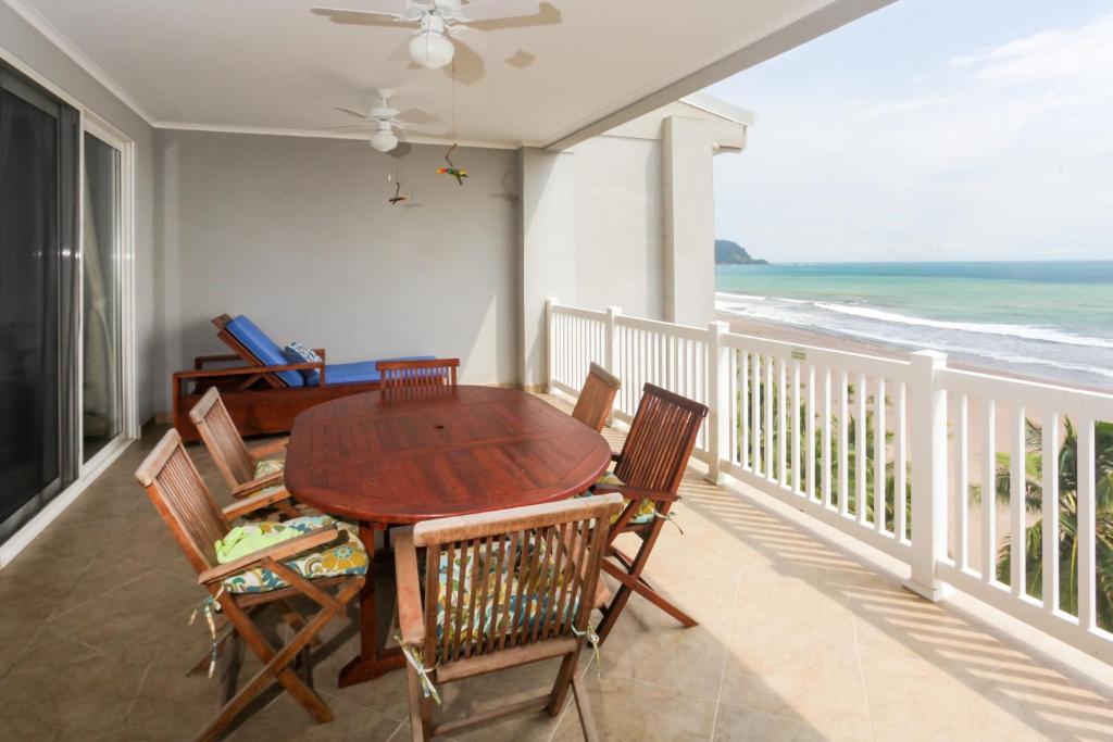 The Palms 703, Jacó