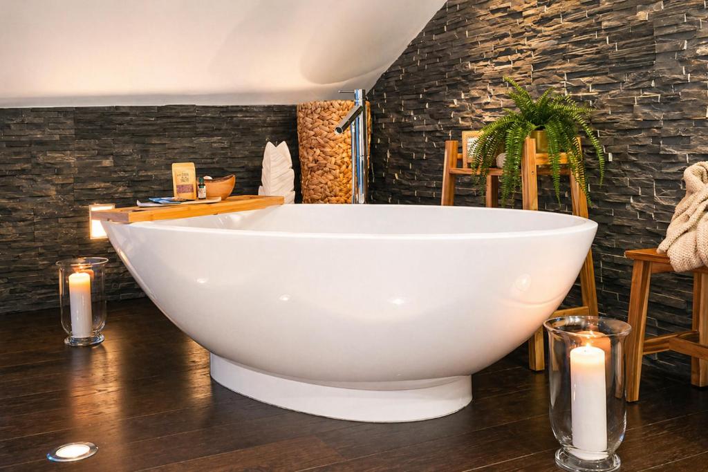 Historisches Alpen-Chalet mit Badewanne im Saastal - 3
