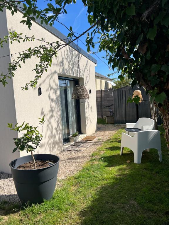 Quiniere - 25 m2 indépendant avec piscine - Wifi - 3