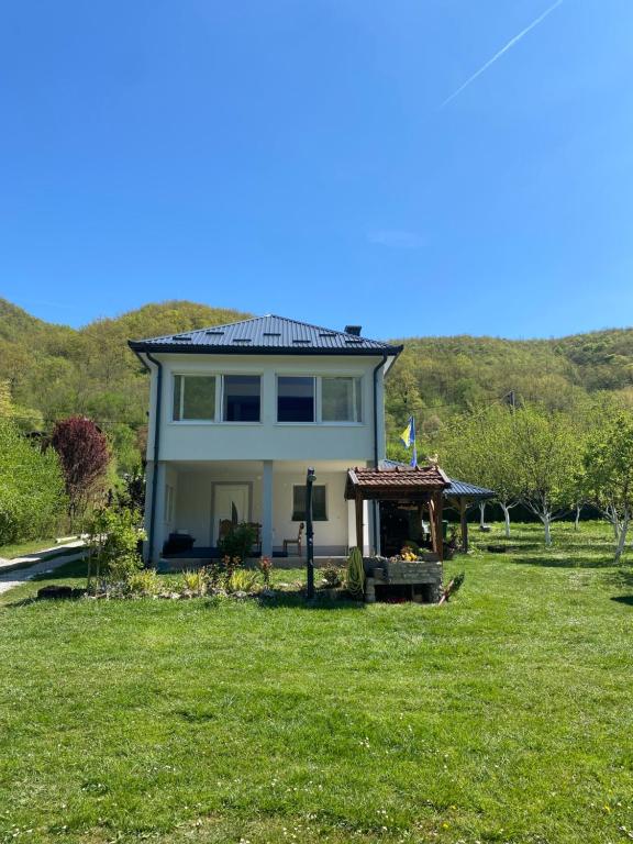 Apartman Anna & Kamp Elza - 1