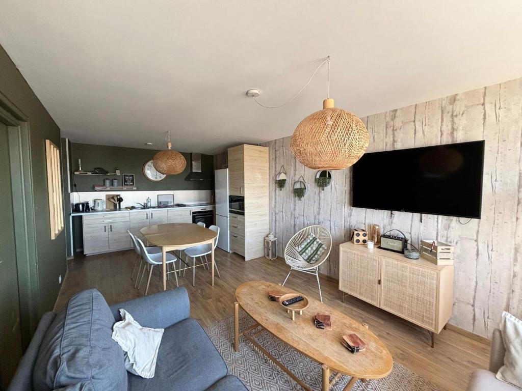 Vue imprenable sur Reims, 4 suites privatives - 2