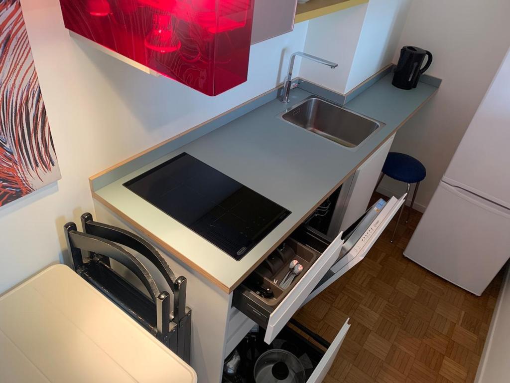 12 1 HOME luminoso monolocale Comasina M3 - 5