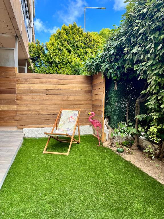 Sanary centre charmant studio 28m2 avec jardin parking privé - 2
