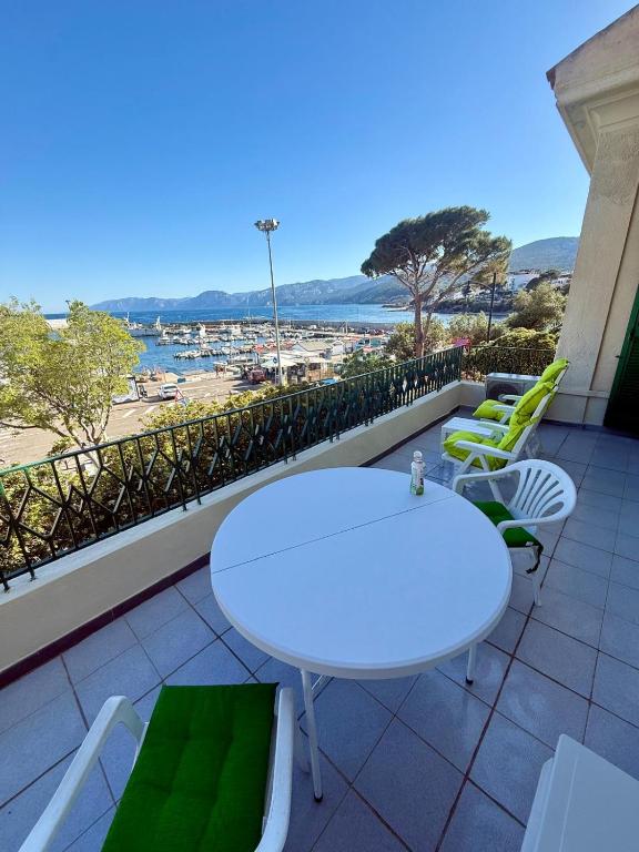 Liberty Seaview Apartment Cala Gonone - 5