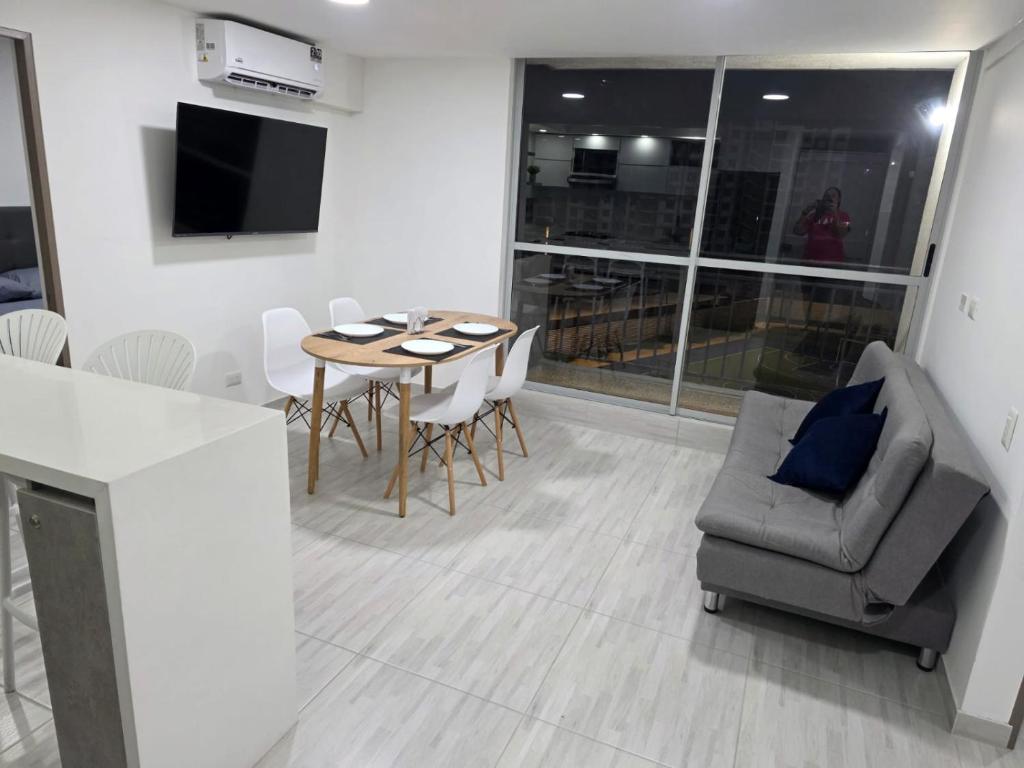 Apartamento familiar, moderno y comodo - 3