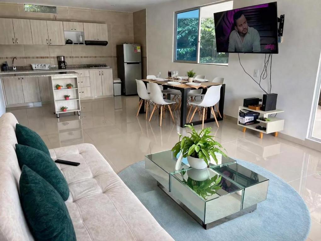 Apto Moderno en centro de Anapoima con Jacuzzi y Piscina - 5