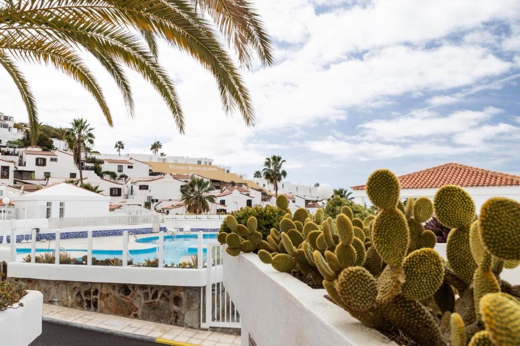 New Luxury Bungalow Costa Adeje -Holiday Valley - 5
