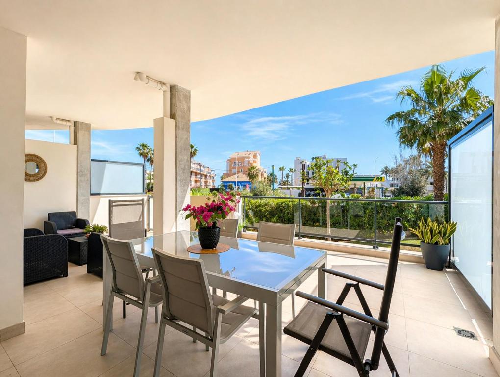 Exquisito by Edeal HOMES - 2