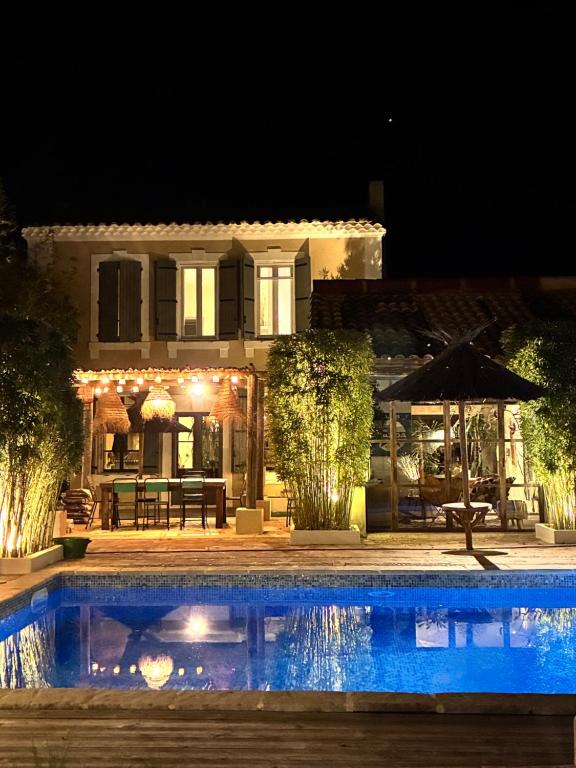 Maison de Caractère avec Piscine - 4
