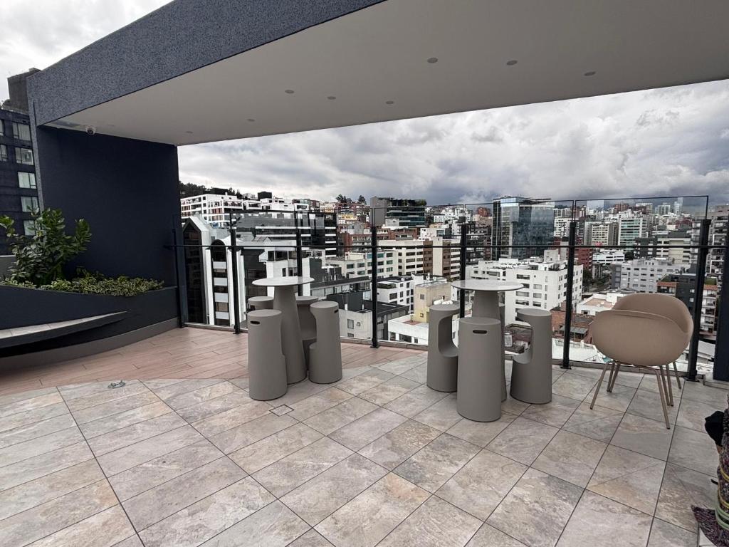 Suite exclusiva, piscina, sauna, turco, jacuzzi en área comercial de Quito - 3