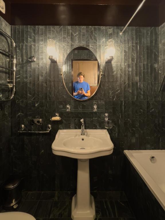 Quartz, An Elegant Haven in Canal Saint-Martin - 5