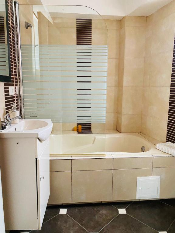 Plaza de Armas 8-Minute 3BR Apartments - 5