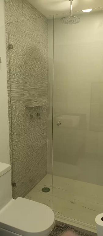 AXEN Luxury Beach Apartment - 2