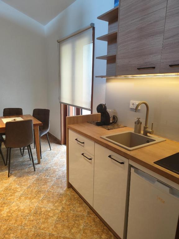 Guest House Jedro - 2