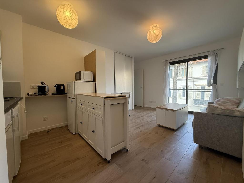 Centre Juan, studio calme, Clim, pk - 5