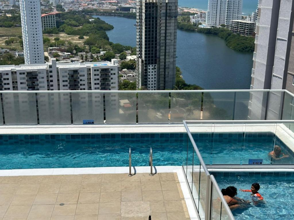 Moderno apto cerca a la ciudad amurallada a 300 metros del mar - 4