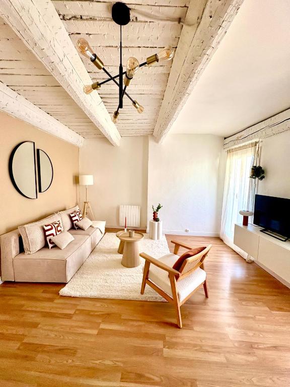 T2 lumineux Balcon ensoleillé au cœur du Vieux-Toulon - 4